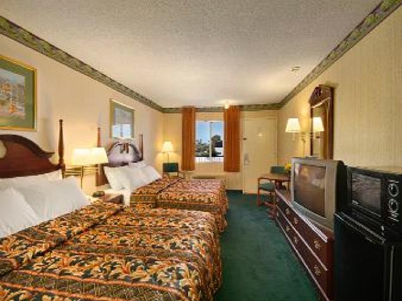 Buena Park Inn Værelse billede